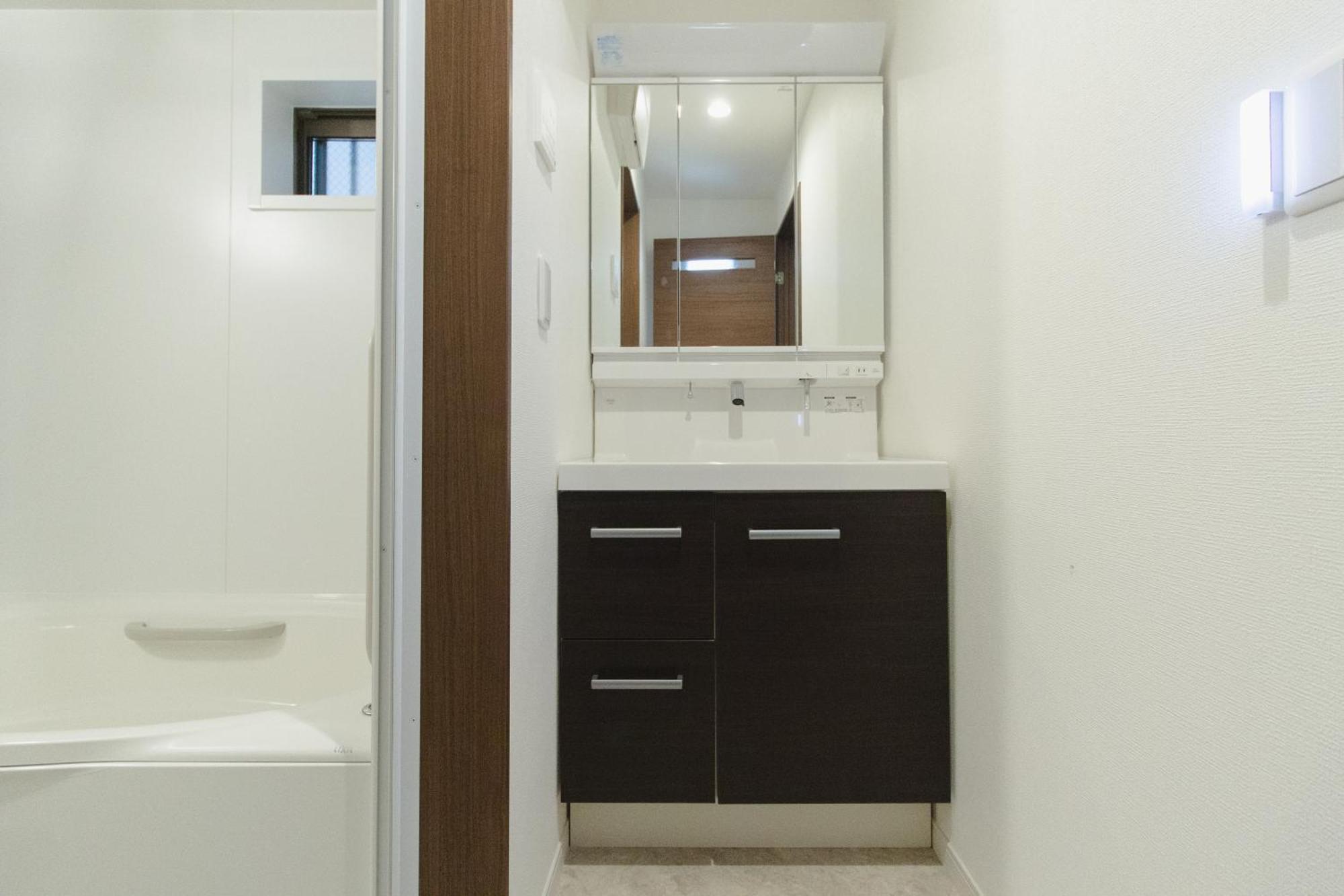 Qiqi House Serenity 新築一軒家宿 Brand New Exclusive 3-Story House Near Tokyo Skytree Asakusa エクステリア 写真